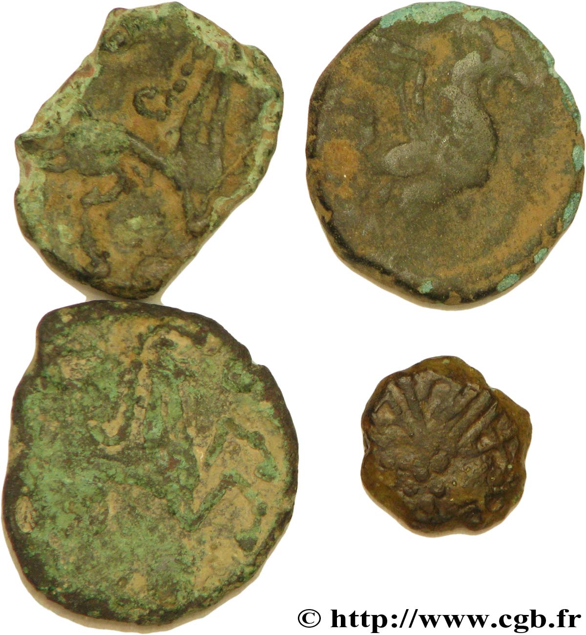 GALLIEN - BELGICA - BELLOVACI (Region die Beauvais) Lot de 2 bronzes au personnage courant et 2 bronzes au coq lot