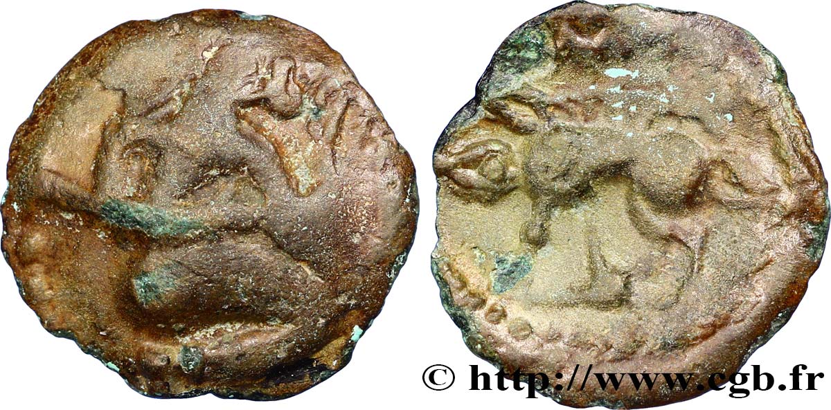 GALLIA - BELGICA - BELLOVACI (Región de Beauvais) Bronze au personnage agenouillé et au sanglier BC+/MBC