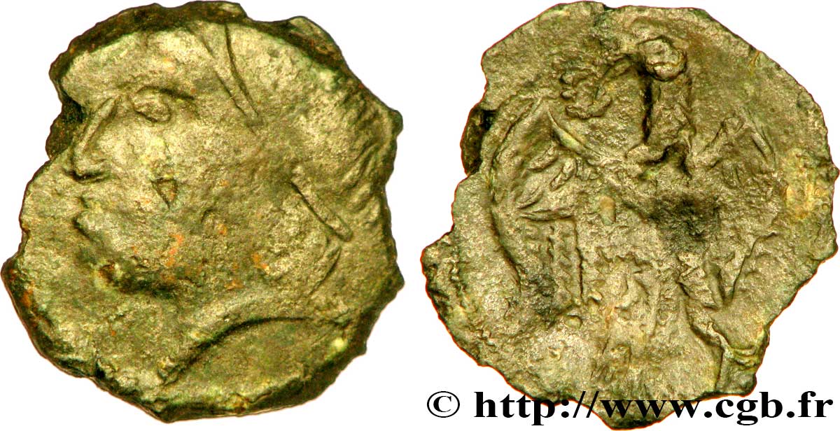 BELLOVAQUES (Région de Beauvais) Bronze à la tête casquée, à l’aigle de face TTB