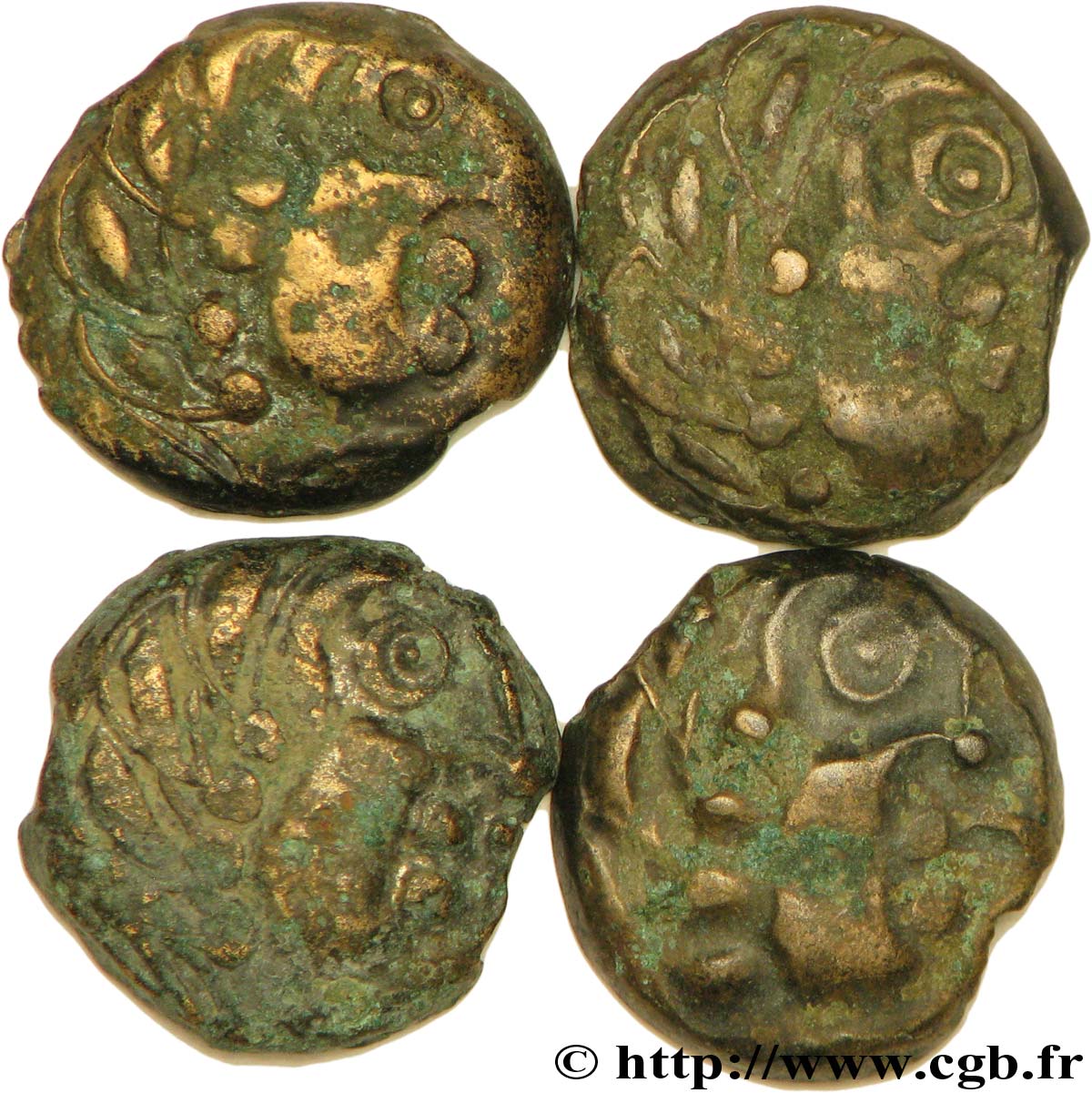 SÉNONS (région de Sens) Lot de 4 bronzes YLLYCCI à l’oiseau, classe VI lot