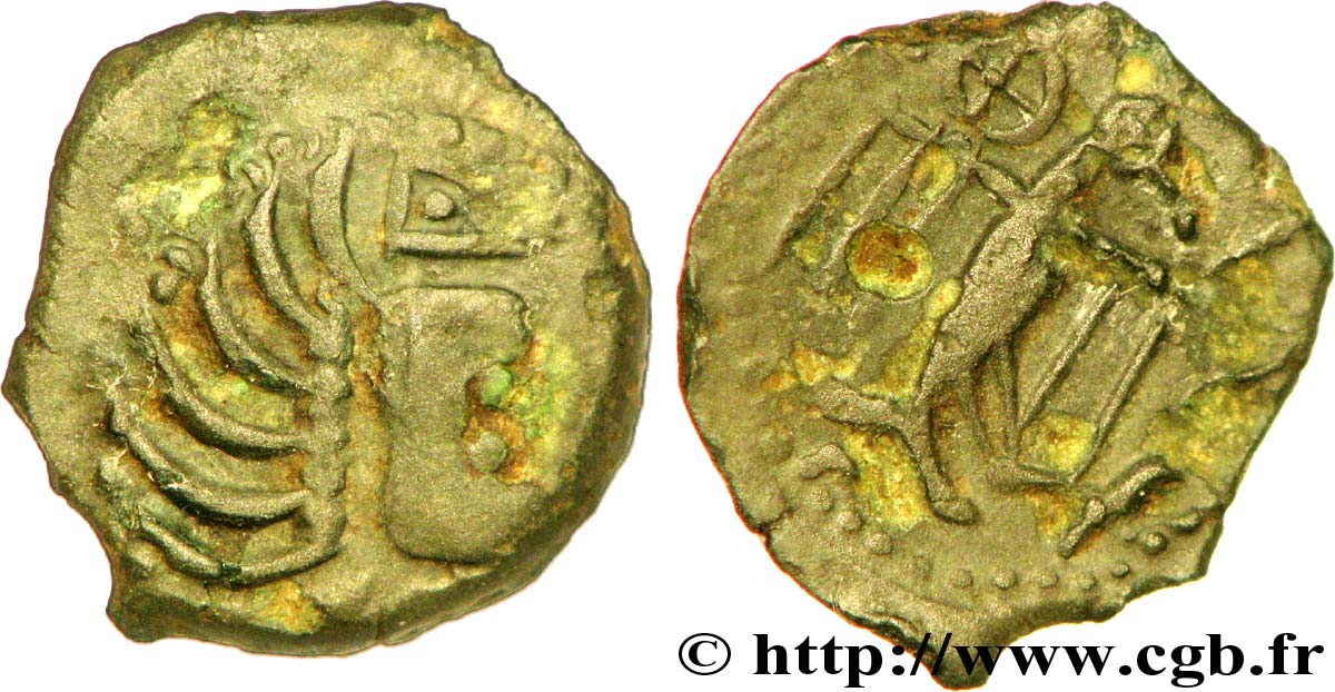 GALLIA - CARNUTES (Regione della Beauce) Bronze à l’aigle et à la rouelle, tête à droite BB