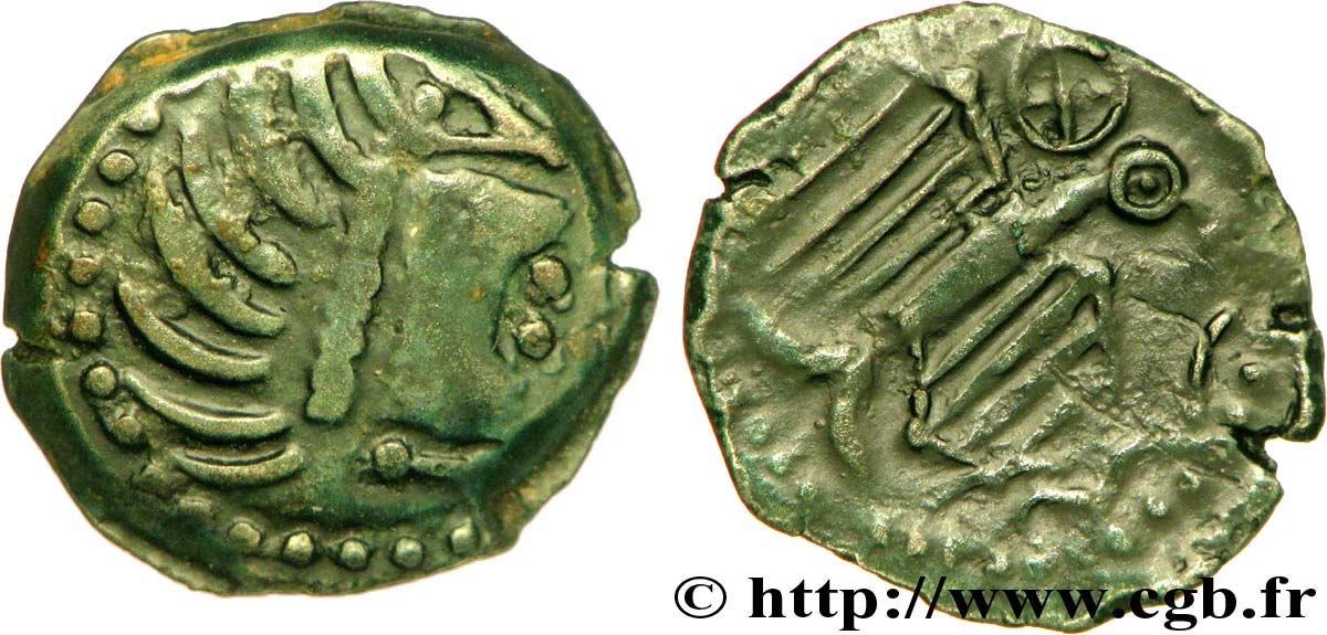 GALLIEN - CARNUTES (Region die Beauce) Bronze à l’aigle et à la rouelle, tête à droite SS/fVZ