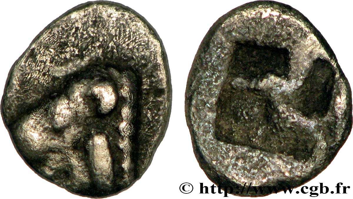MASSALIA - MARSEILLE Hémiobole à la tête de lion, à gauche, du type du trésor d’Auriol  TTB