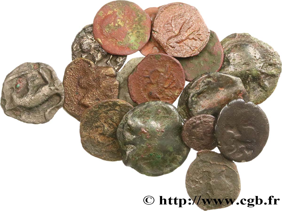 PICTONS / CENTRE-OUEST, Incertaines Lot de 17 monnaies gauloises Lot