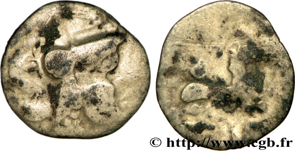 GALLIA - AULERCI CENOMANI (Area of Le Mans) Denier à la tête casquée à droite et aux carnyx VF/F