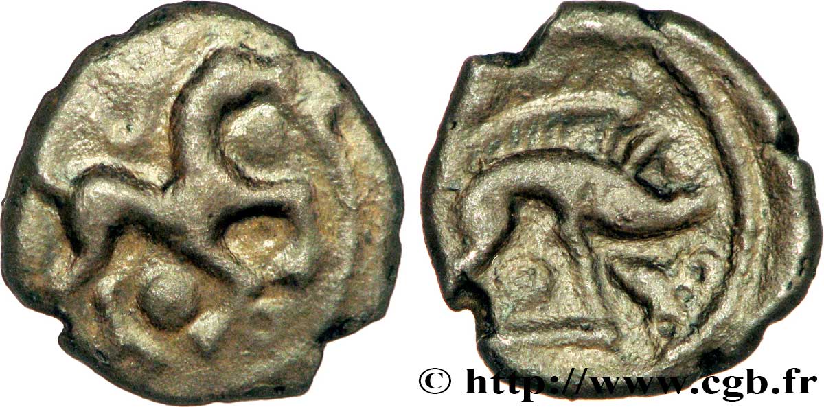 GALLIA BELGICA - AMBIANI (Región de Amiens) Bronze au cheval et au sanglier, “type des dépôts d’Amiens” EBC