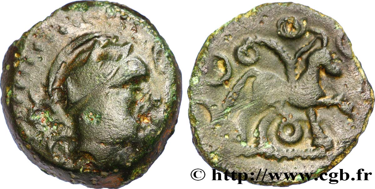 GALLIA - BELGICA - PARIS AREA Bronze à la tête casquée et au cheval XF/AU