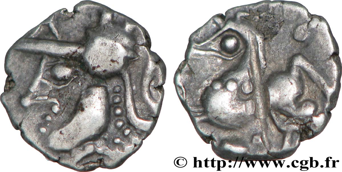AULERQUES CÉNOMANS (Région du Mans) Denier à la tête casquée à gauche TTB