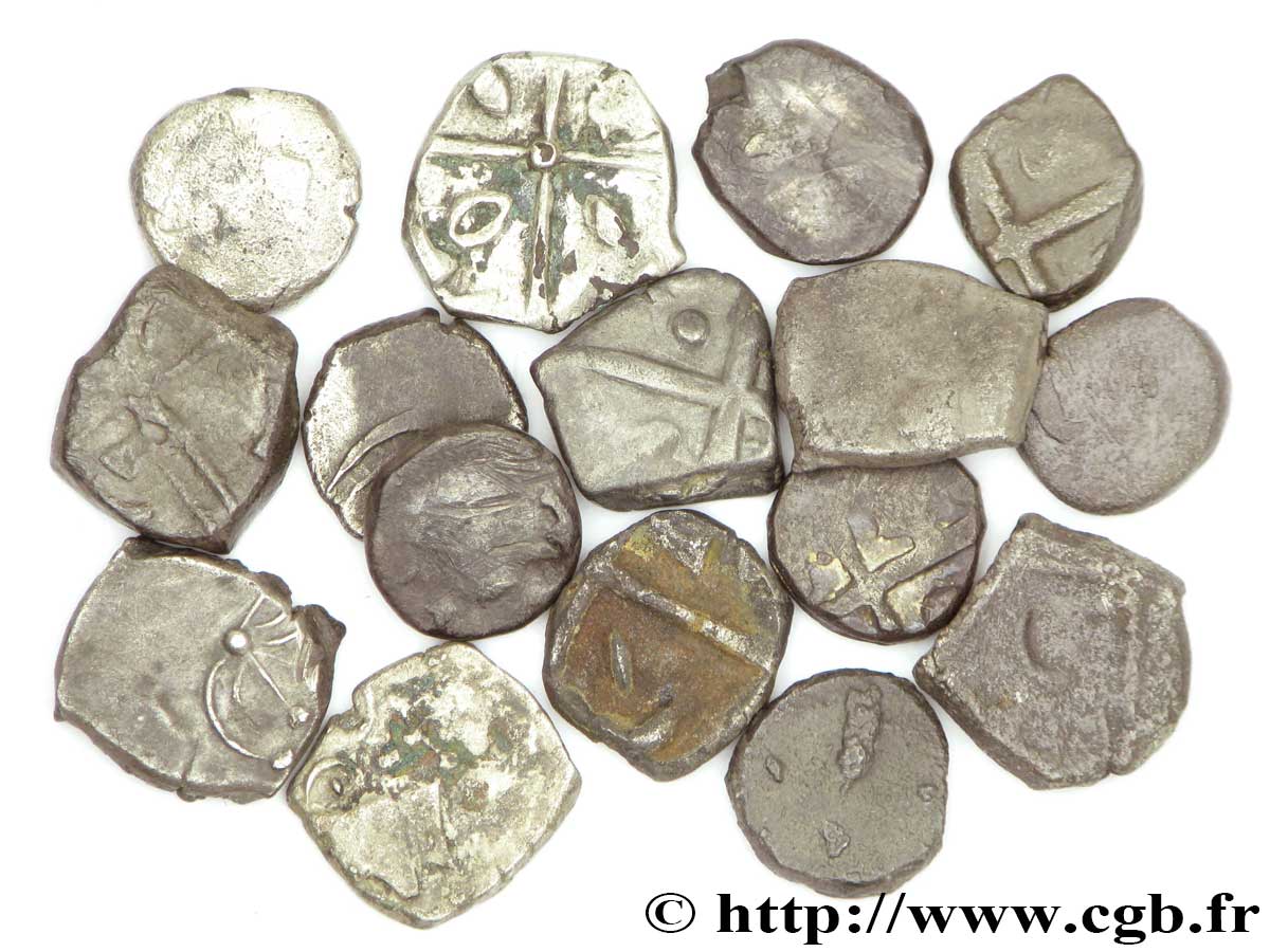 VOLQUES TECTOSAGES (région de Toulouse) Lot de 16 drachmes à la croix, variées lot
