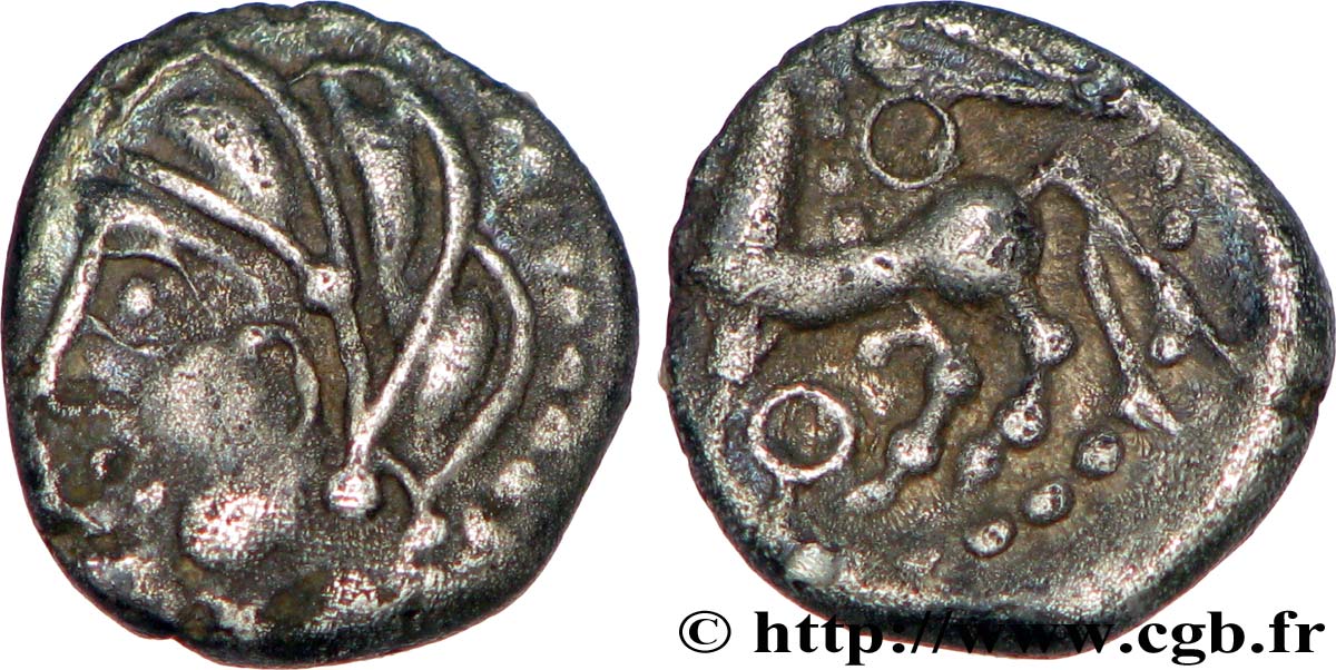 BITURIGES CUBES (Région de Bourges) Quinaire au glaive et aux annelets TB+/TTB