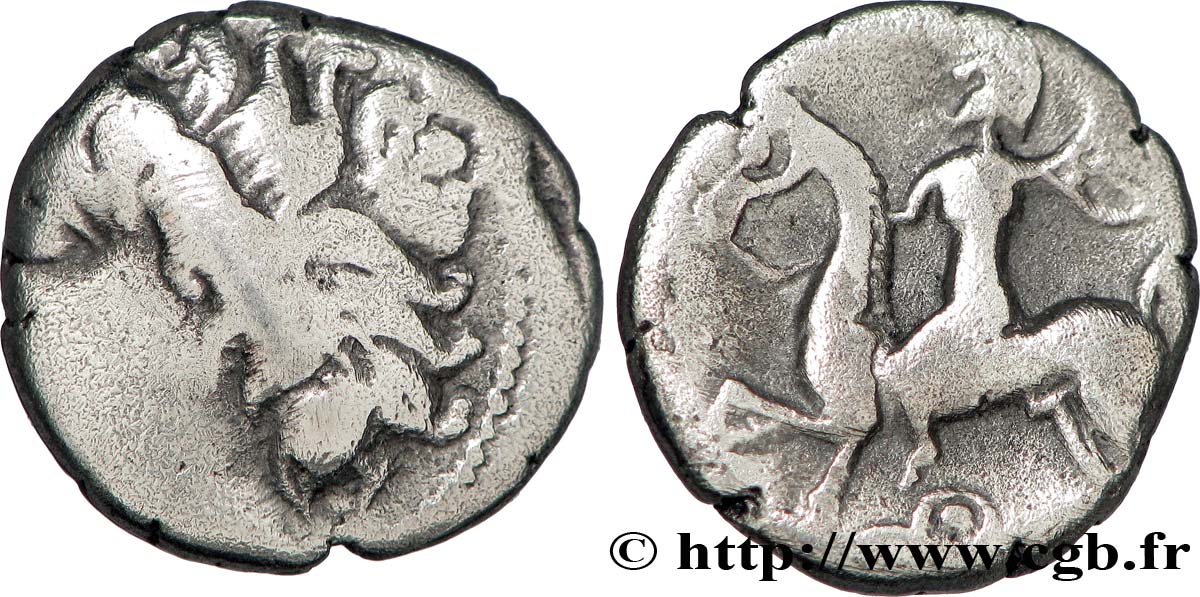 PICTONS (Région de Poitiers) Drachme au cavalier ailé, à gauche TB+