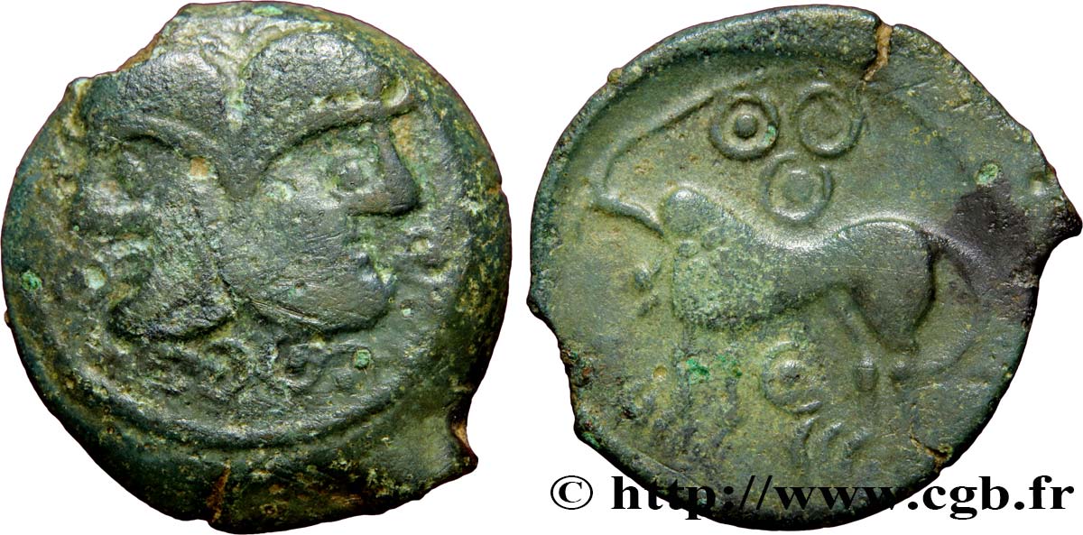 GALLIA BELGICA - SUESSIONES (Región de Soissons) Bronze à la tête janiforme, classe II BC/BC+