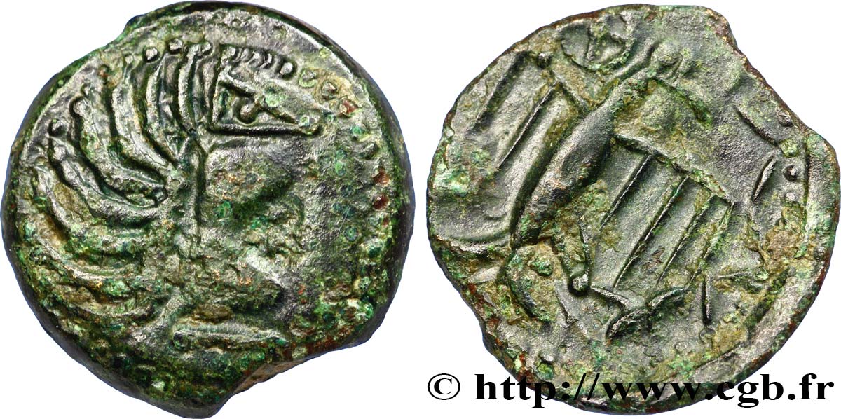 GALLIA - CARNUTES (Area of the Beauce) Bronze à l’aigle et à la rouelle, tête à droite XF