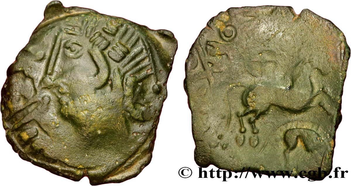 AULERQUES ÉBUROVICES (Région d Évreux) Bronze au cheval, au sanglier et à la rouelle, surfrappé sur un bronze COIIAT TTB+
