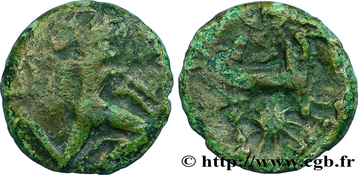 GALLIA BELGICA - BELLOVACI (Area of Beauvais) Bronze au personnage courant, à l’astre VF