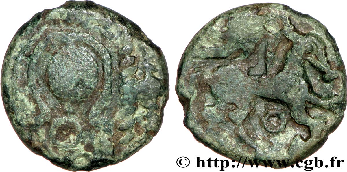GALLIA - BELGICA - BELLOVACI (Región de Beauvais) Bronze à la petite tête de face BC/BC+