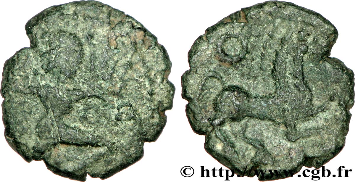 GALLIA - BELGICA - BELLOVACI (Región de Beauvais) Bronze au personnage courant, à l’astre BC/BC+