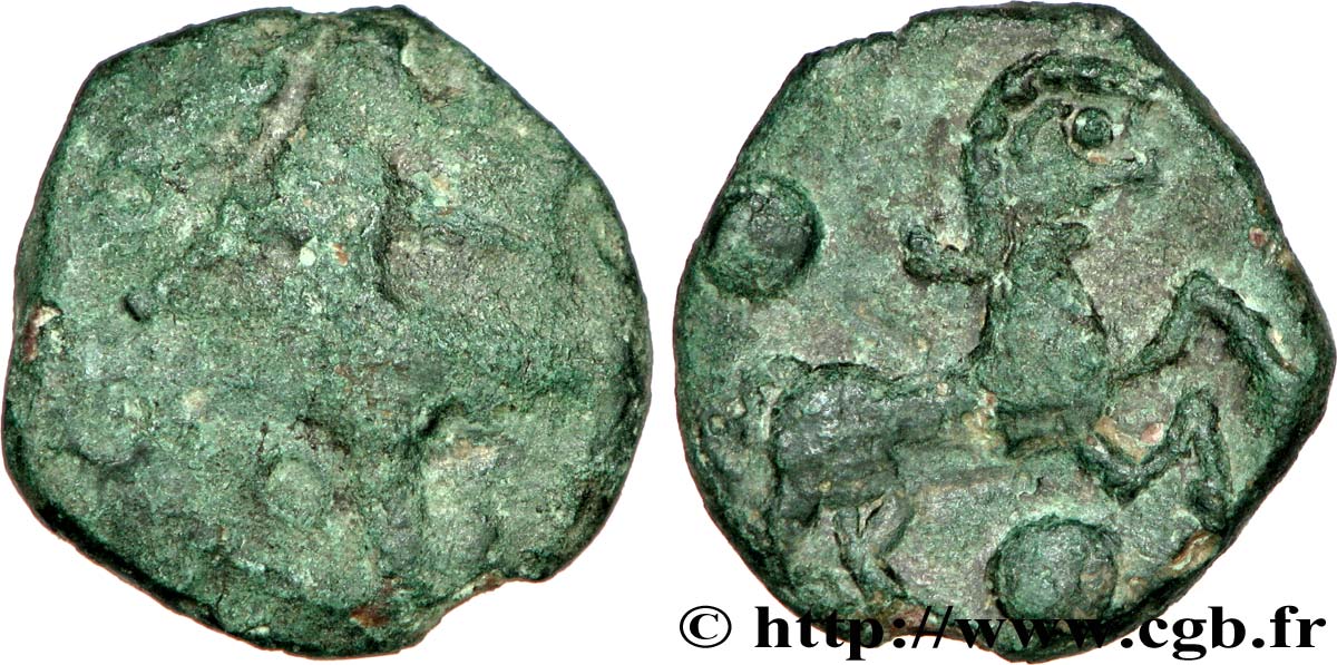 GALLIA - BELGICA - BELLOVACI (Región de Beauvais) Bronze au personnage courant et à l’androcéphale RC+/BC+
