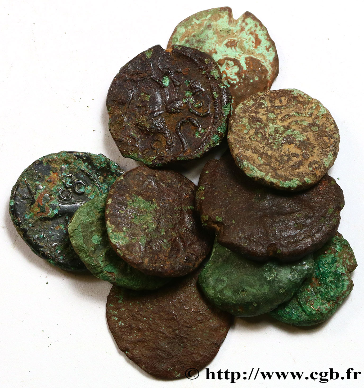 GALLO-BELGIANO - CELTICO Lot de 10 bronzes variés lote