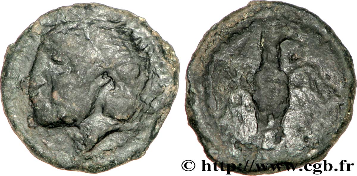 GALLIA - BELGICA - BELLOVACI (Regione di Beauvais) Bronze à la tête casquée, à l’aigle de face BB/q.BB