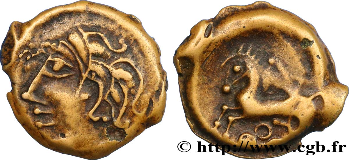 BITURIGES CUBES (Région de Bourges) Bronze au cheval et aux trois annelets TTB+/TTB