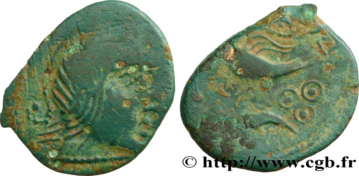GALLIA - CARNUTES (Area of the Beauce) Bronze à l’aigle et au lézard VF/VF