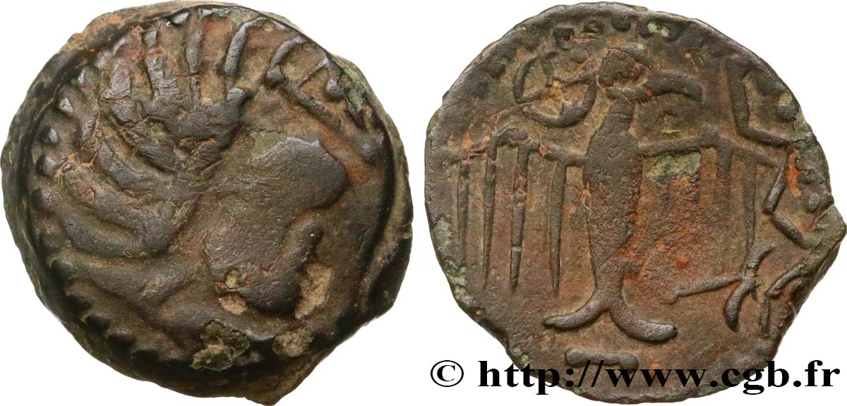 GALLIA - CARNUTES (Región de la Beauce) Bronze à l’aigle et à la rouelle, tête à droite BC+/MBC