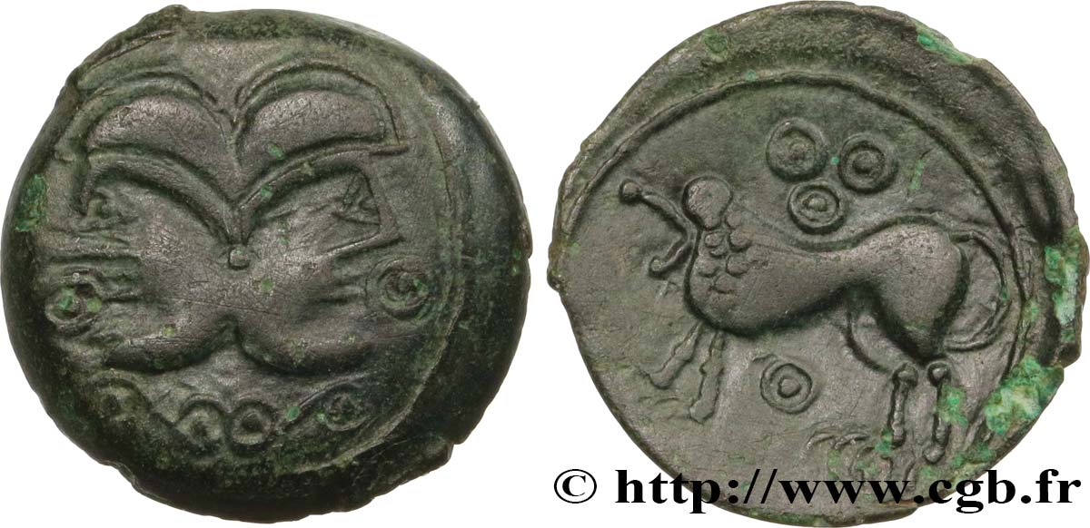 GALLIA BELGICA - SUESSIONES (Area of Soissons) Bronze à la tête janiforme, classe II aux annelets pointés XF