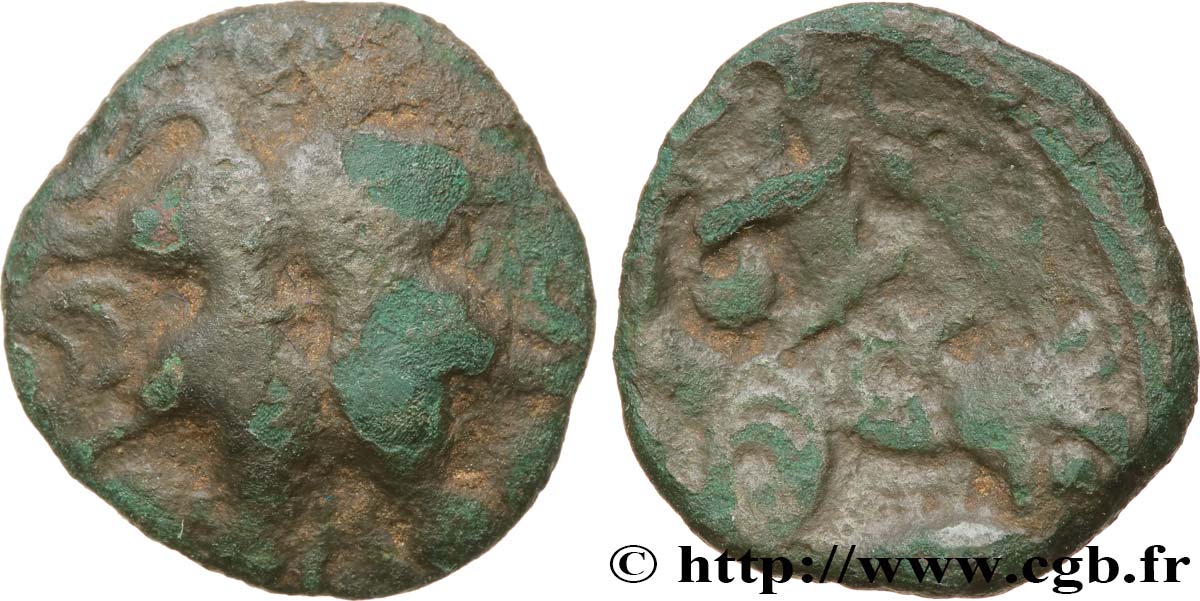 GALLIA BELGICA - AMBIANI (Area of Amiens) Bronze aux boeufs adossés, BN 8524 VF
