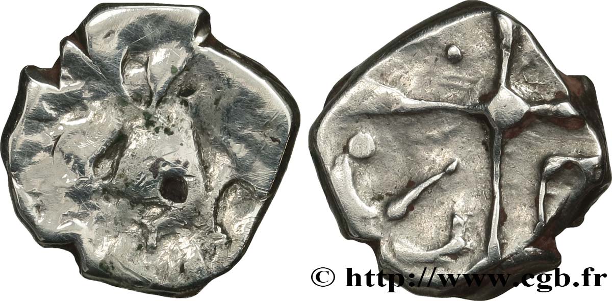 GALLIA - SUDOESTE DE LA GALLIA - CADURCI (Región de Cahors) Drachme “du type de Cuzance”, S. 243 BC+/MBC