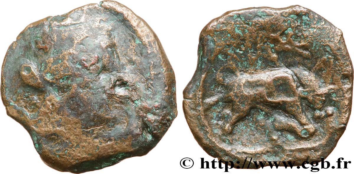 MASALIA - MARSEILLES Petit bronze au taureau (hémiobole ?) BC