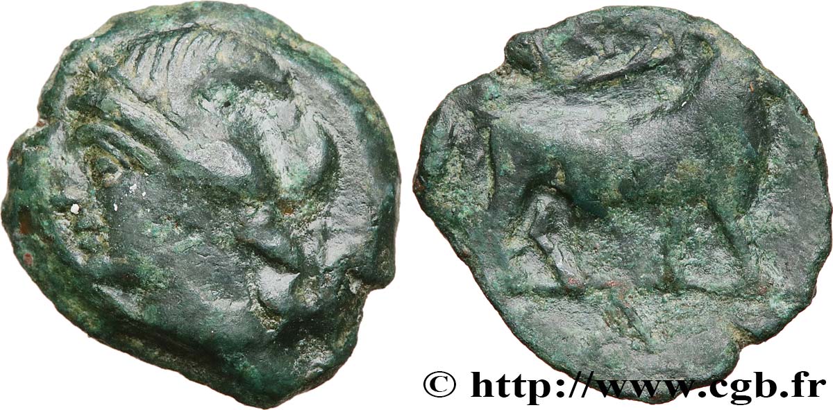 MASSALIA - MARSEILLES Petit bronze au taureau passant (hémiobole) XF/VF