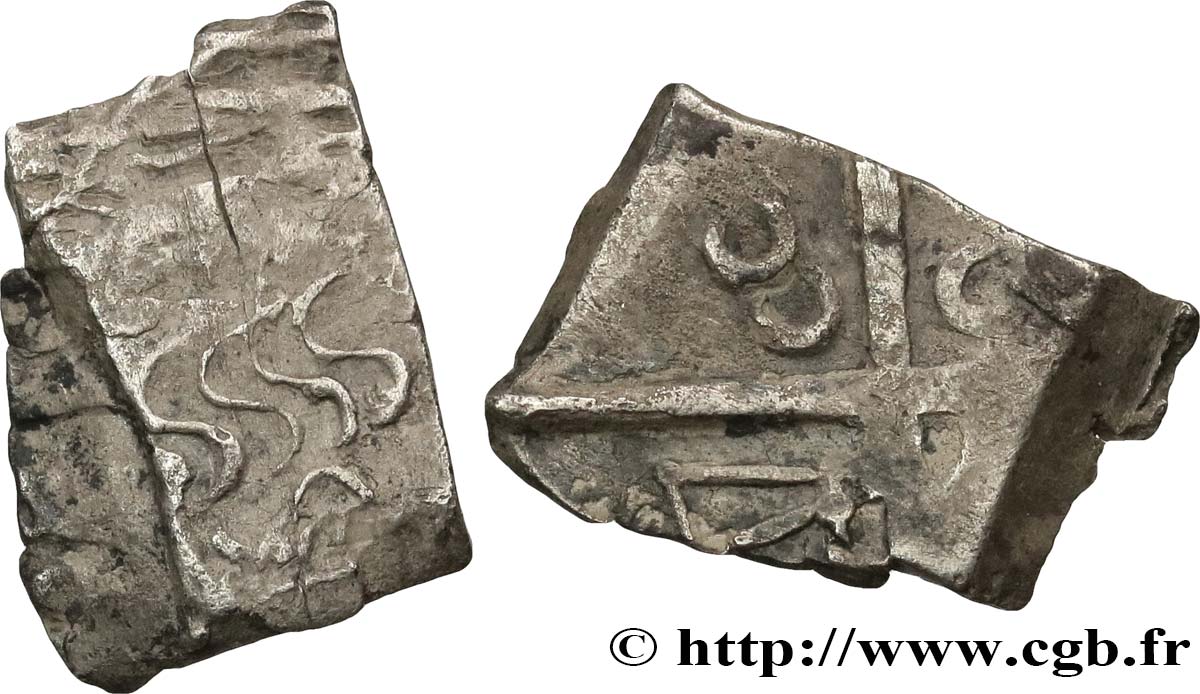CADURQUES (région de Cahors) Drachme aux motifs géométriques, S. 258, 391 TTB