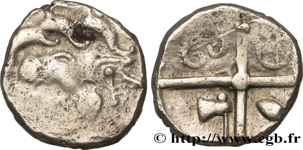 GALLIA SUDOVESTE DELLA GALLIA - PETROCORII (Regione di Perigueux) Drachme  type de Belvès , S. 228 q.BB