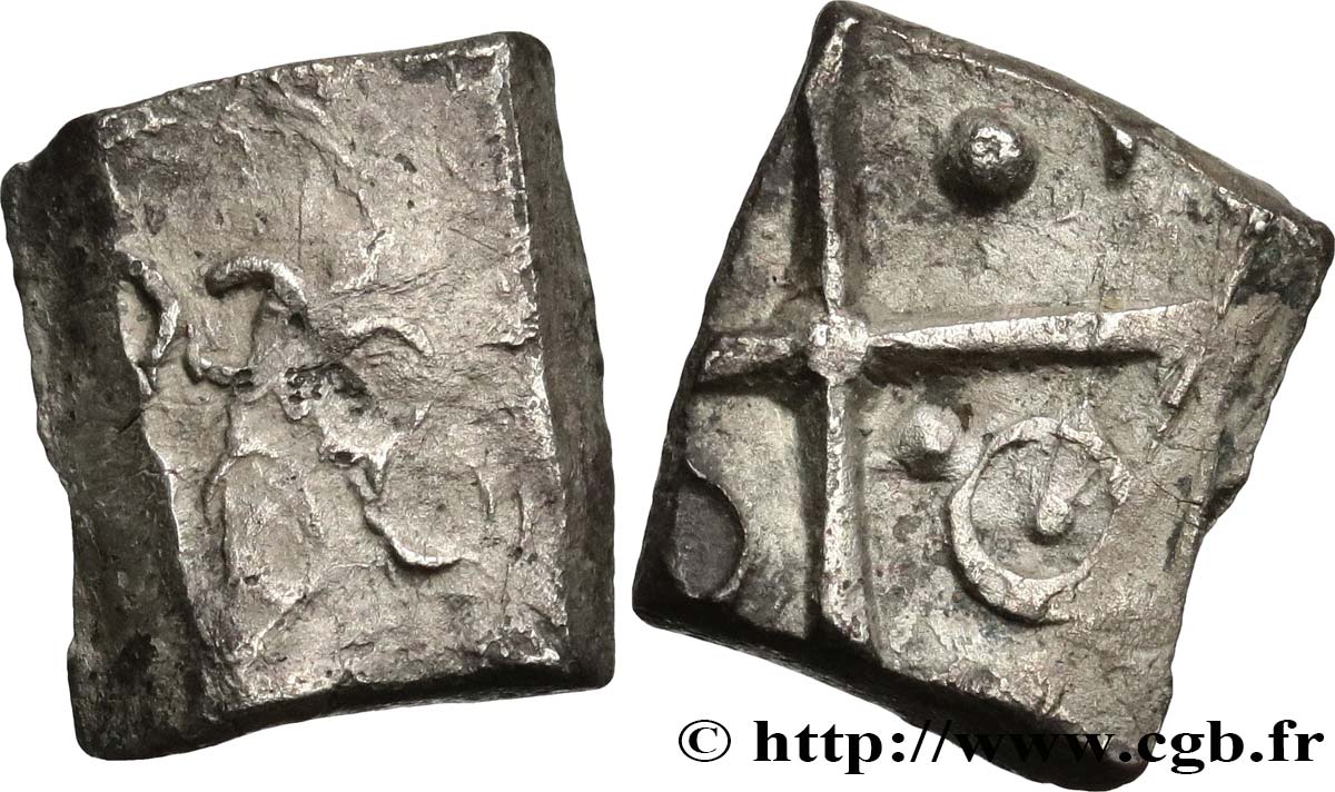 GALLIA - SUODESTE DE LA GALLIA - SOTIATES (Región de Sos) Drachme  à la tête bouclée du Causé , S. 236 BC+