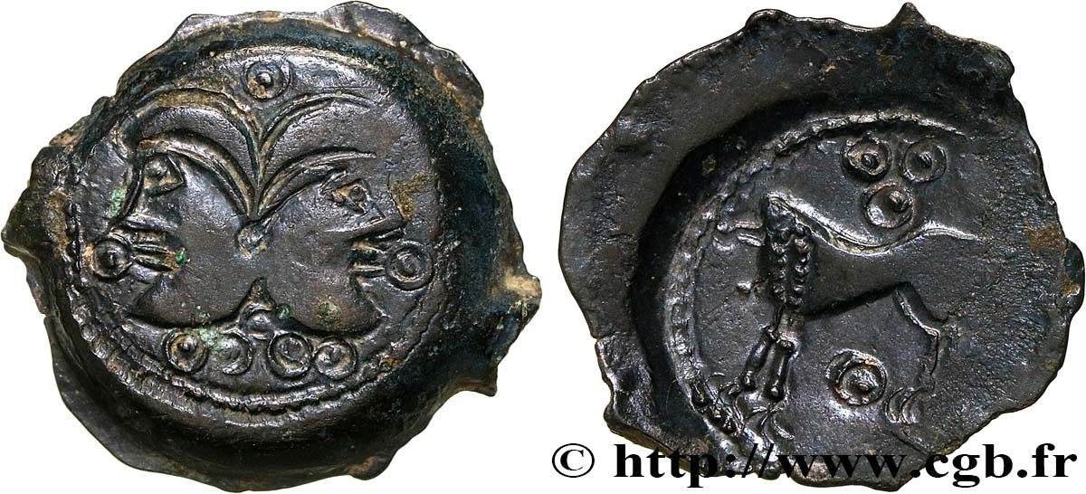 GALLIA BELGICA - SUESSIONES (Regione de Soissons) Bronze à la tête janiforme, classe II aux annelets pointés SPL