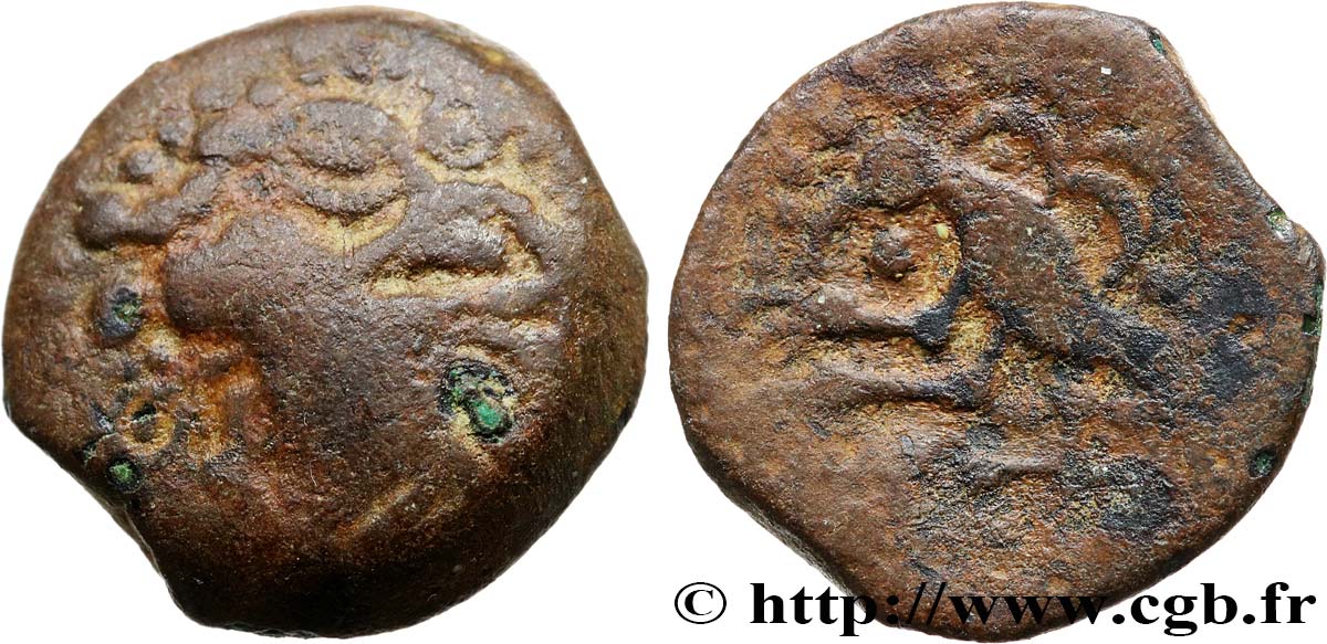 GALLIA - SENONES (Región de Sens) Bronze INS à l’oiseau et au vase, classe VIII BC