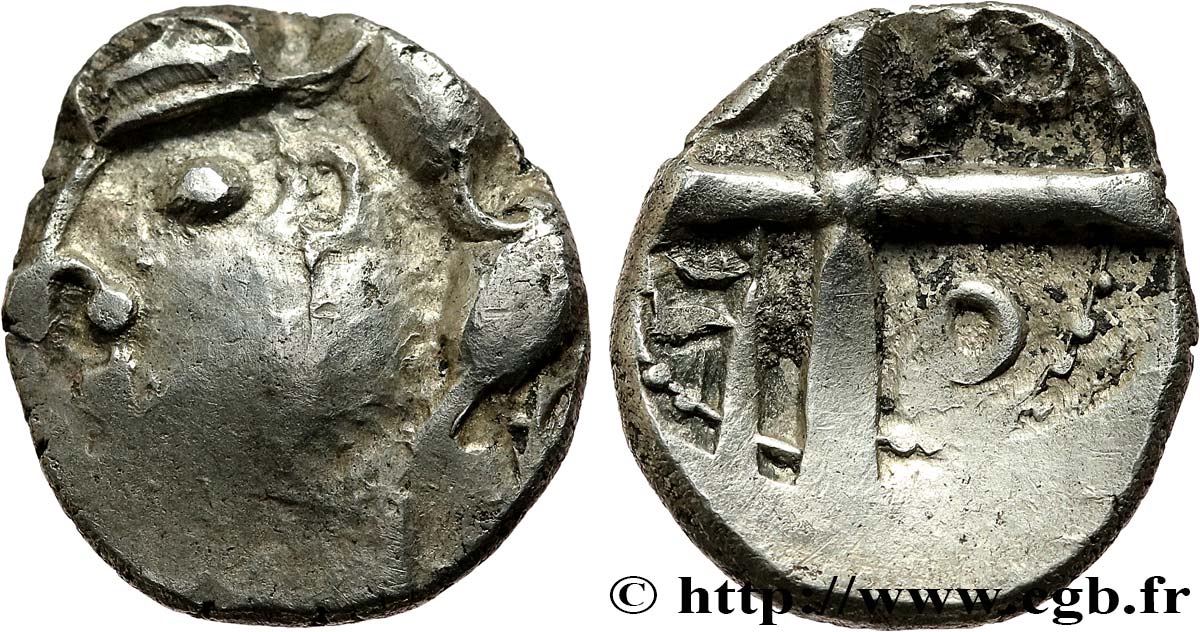 GALLIA - SUDOESTE DE LA GALLIA - PETROCORII (Región de Perigueux) Drachme  type de Belvès , S. 220 BC+