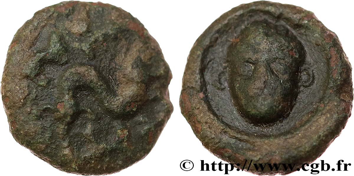 GALLIA BELGICA - AMBIANI (Regione di Amiens) Bronze à la tête de face BB