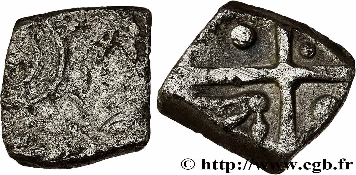 CADURQUES (région de Cahors) Drachme “à la tête triangulaire”, S. 118 B/TTB