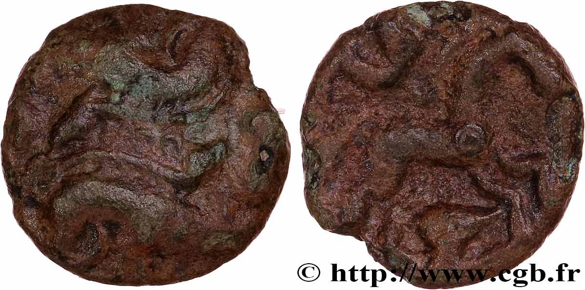 GALLIA BELGICA - AMBIANI (Area of Amiens) Bronze aux sangliers affrontés VF/VF