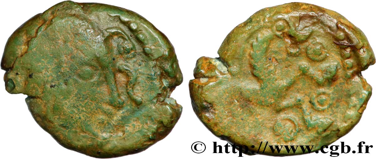 AMBIENS (Région d Amiens) Bronze au cheval et à la tête aux cheveux calamistrés TB+/TTB