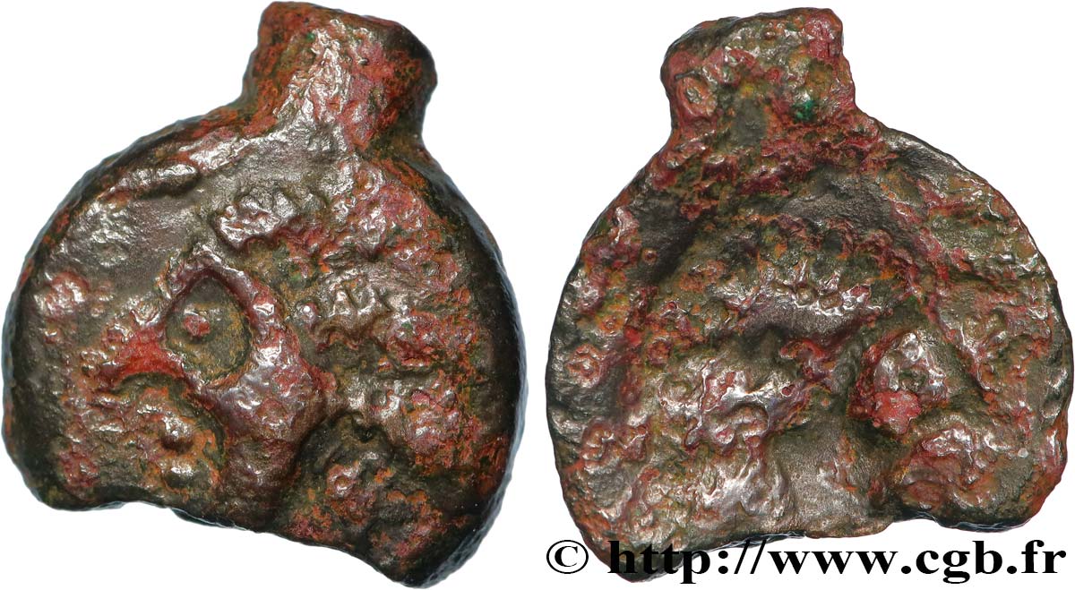 GALLIA - CARNUTES (Area of the Beauce) Bronze au loup, tête à gauche VF/F