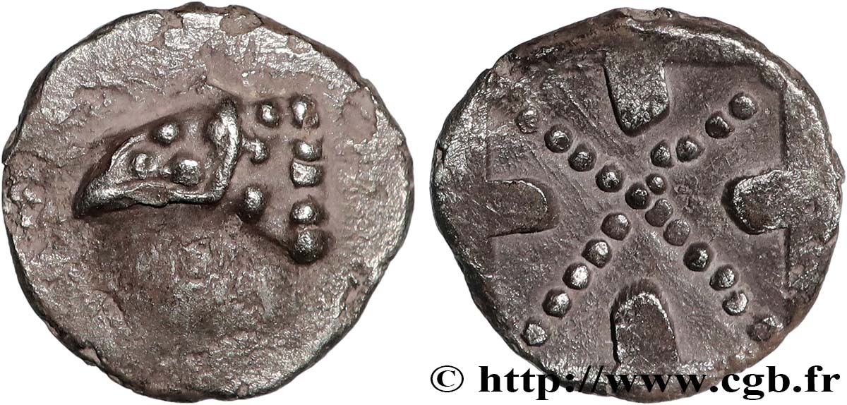 MASSALIA - MARSEILLES Obole à la tête de bélier à gauche et au carré creux orné, du type du trésor d’Auriol  q.SPL