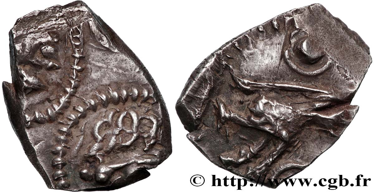 GALLIA - SUDOESTE DE LA GALLIA - RUTENI (Región de Rodez) Drachme “au sanglier”, à la petite tête bouclée, S. 442 MBC+/SC