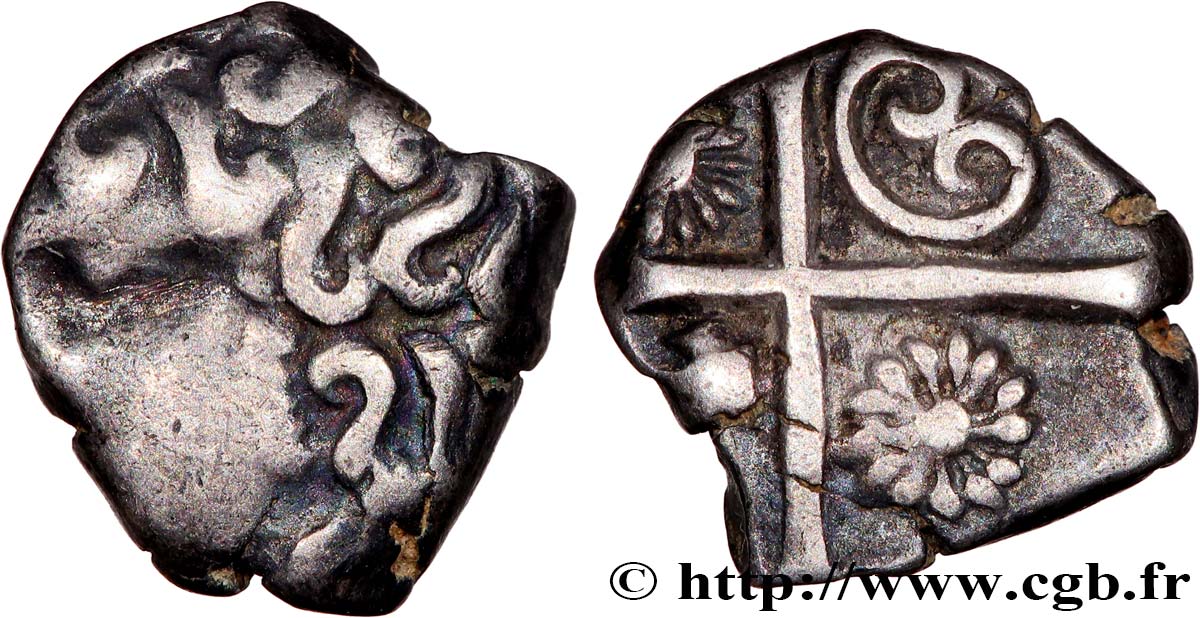 GALLIA - SOUTH WESTERN GAUL - PETROCORES / NITIOBROGES, Unspecified Drachme “au style flamboyant” / type de Goutrens XF/AU