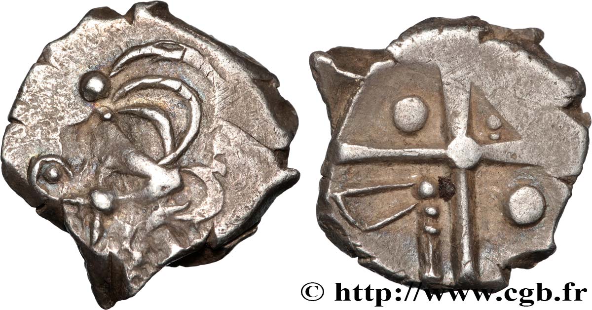 GALLIA - SUDOVESTE DELLA GALLIA - CADURCI (Regione di Cahors) Drachme “à la tête triangulaire”, S. 120 BB/q.SPL