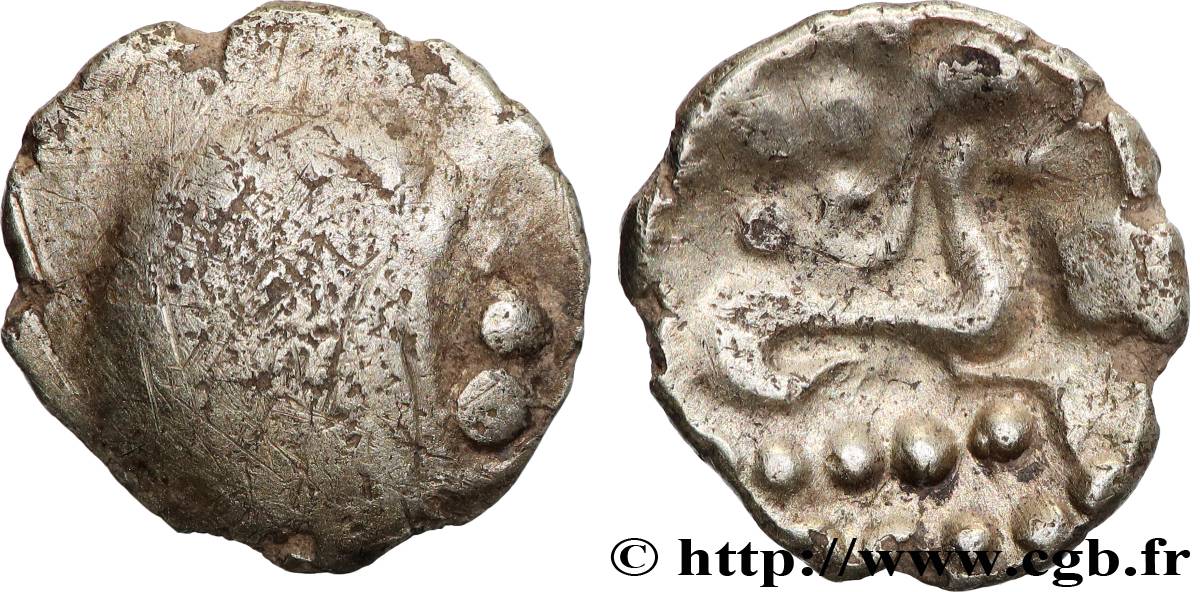 GAUL, UNSPECIFIED Quart de statère d’or pâle aux globules VF/XF