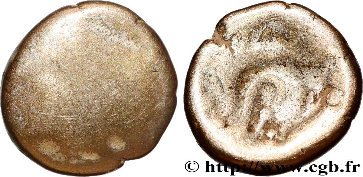 GAUL, UNSPECIFIED Quart de statère d’or pâle aux globules VF