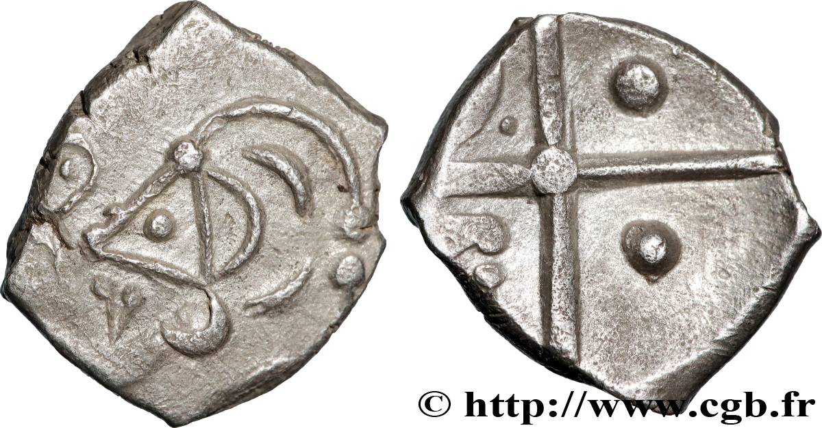 CADURQUES (région de Cahors) Drachme “à la tête triangulaire”, S. 131 TTB+